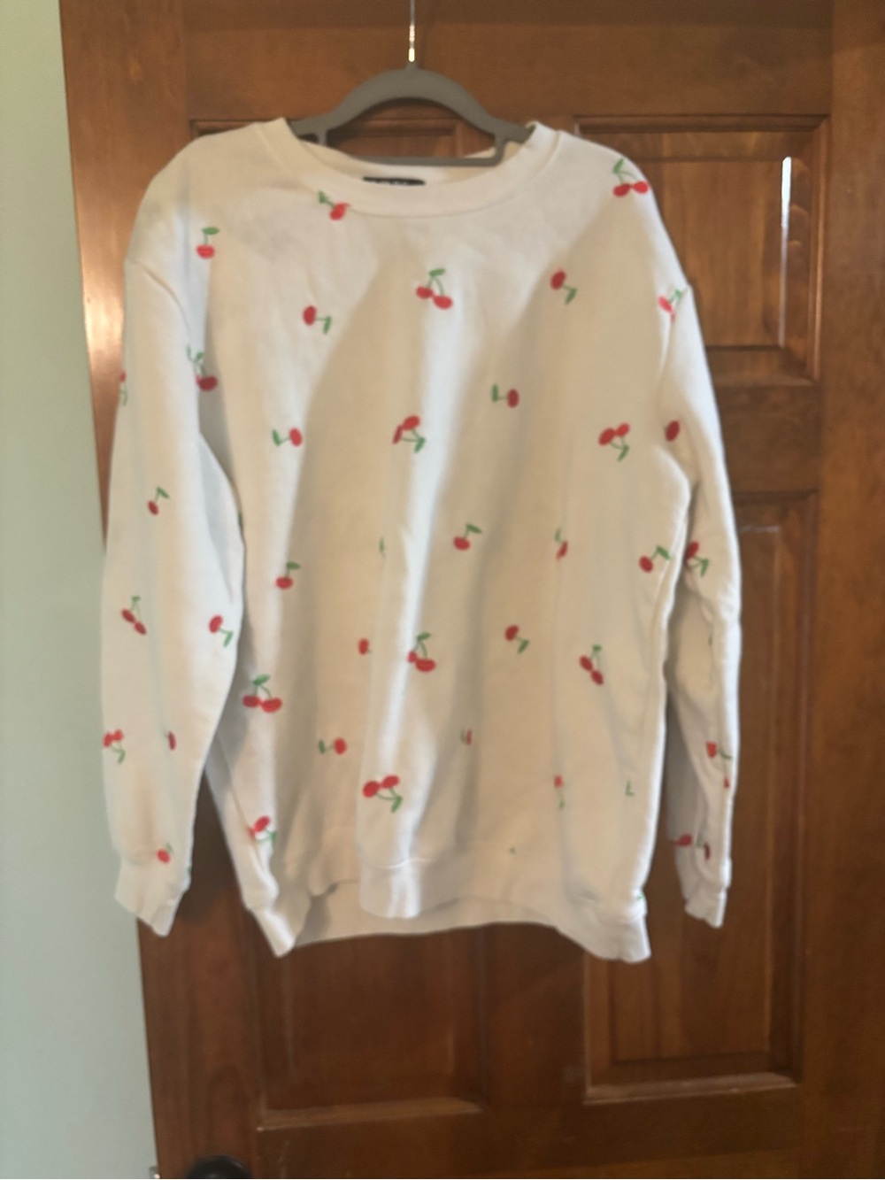 Women's White Cherry-Print Crewneck Sweatshirt